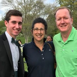 Meet your Posher, Cara